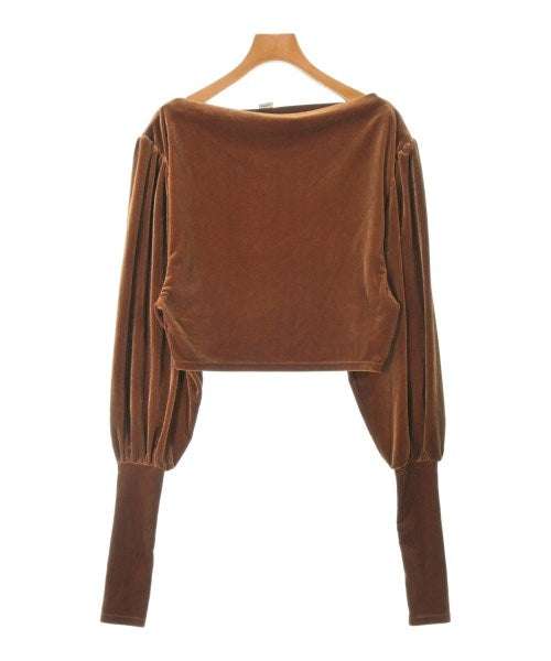 ERIN เสื้อยืด/เสื้อท็อปส์