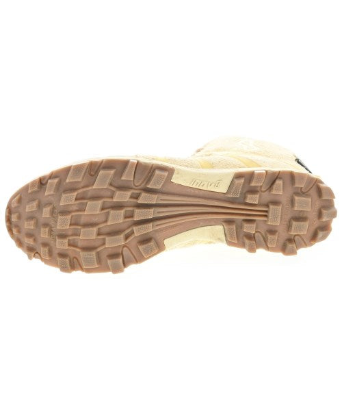 inov-8 รองเท้าผ้าใบ