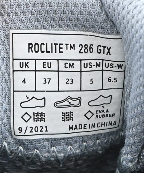 inov-8 รองเท้าผ้าใบ