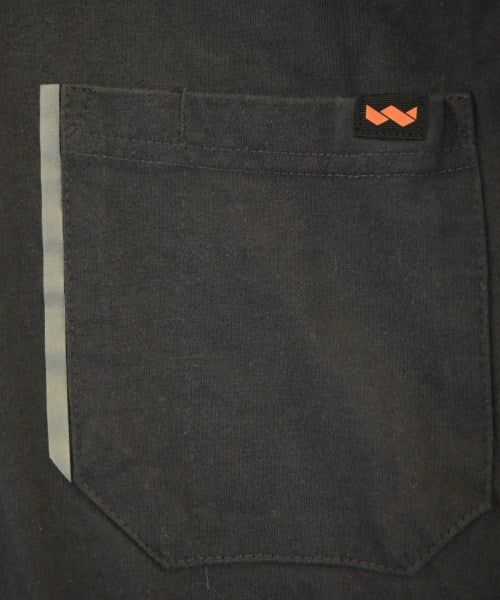 Walls เสื้อยืด/เสื้อท็อปส์