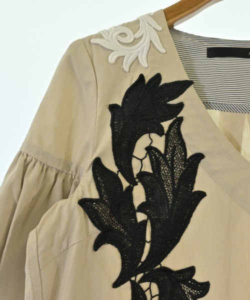 Adonisis เสื้อสตรี