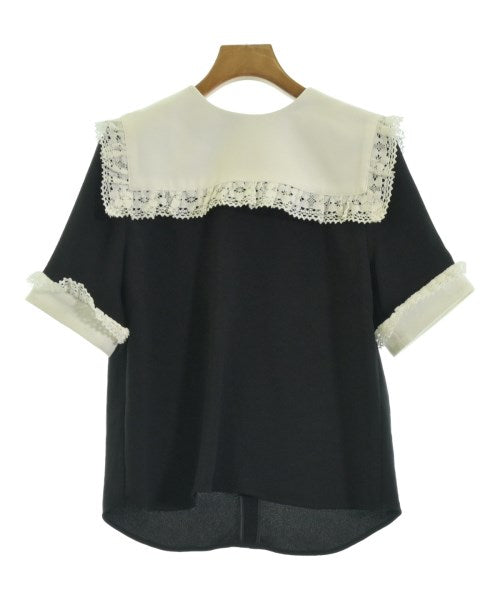 Adonisis เสื้อสตรี