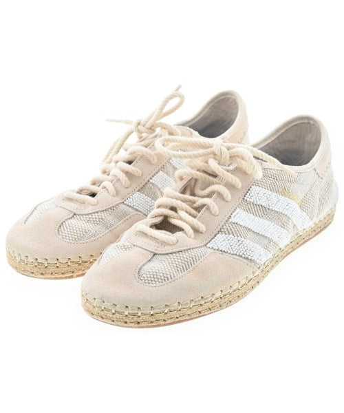 CLOT รองเท้าผ้าใบ