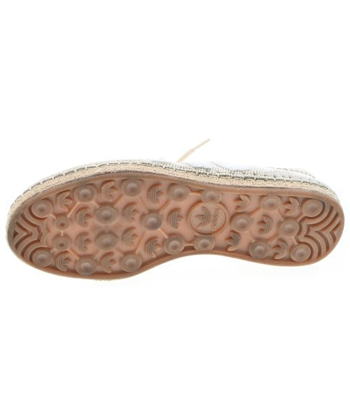 CLOT รองเท้าผ้าใบ