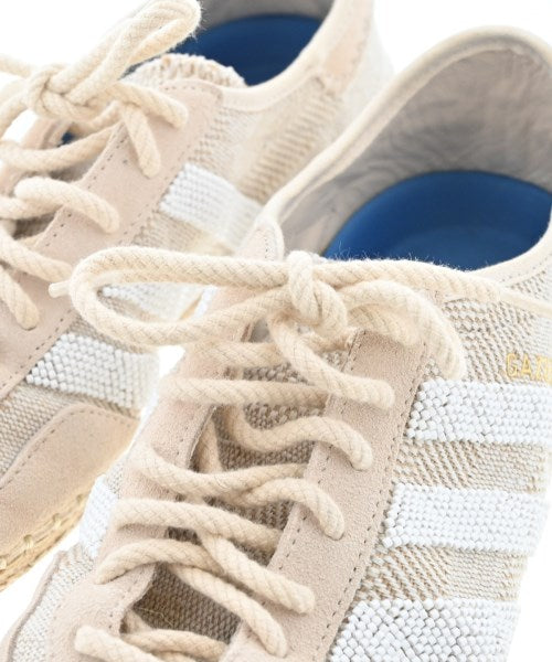 CLOT รองเท้าผ้าใบ