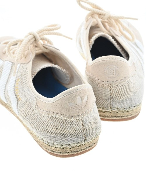 CLOT รองเท้าผ้าใบ