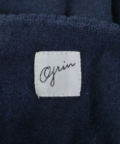 grin เสื้อกันหนาว