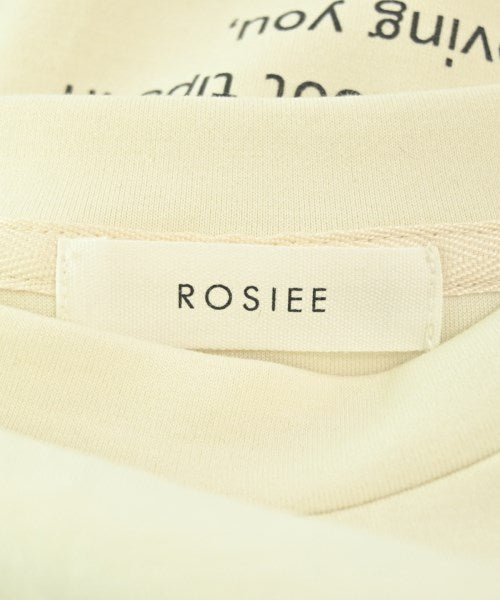 Rosiee เสื้อยืด/เสื้อท็อปส์