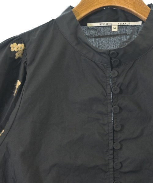 SECOND FEMALE เสื้อสตรี