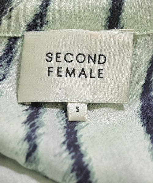 SECOND FEMALE เสื้อลำลอง