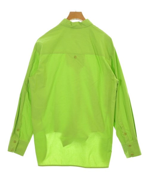low classic เสื้อลำลอง
