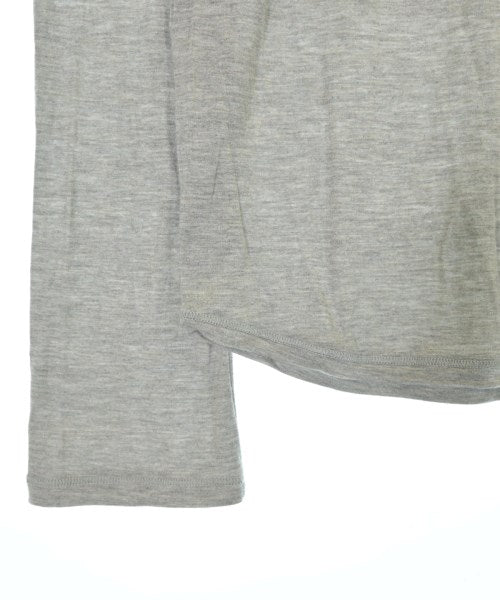 low classic เสื้อยืด/เสื้อท็อปส์