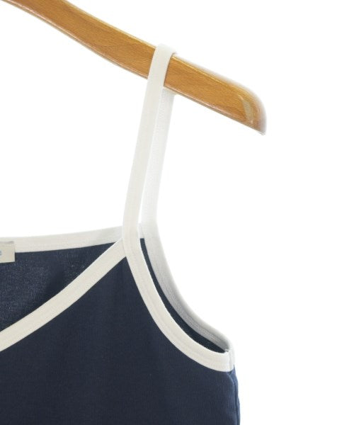 low classic เสื้อสายเดี่ยว