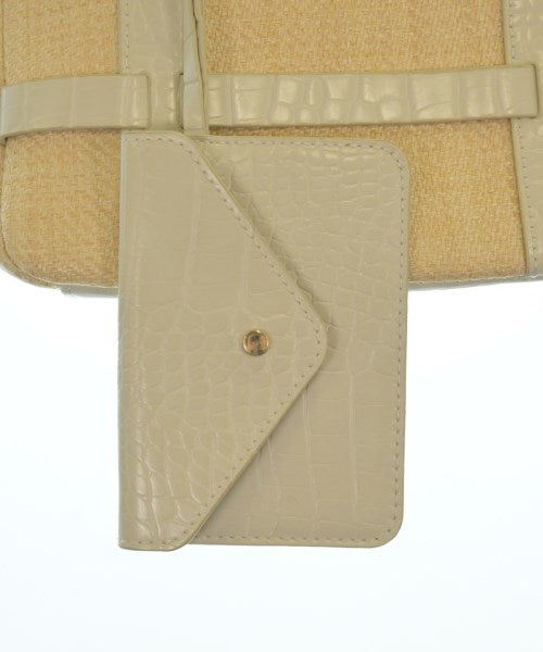 UN BILLION กระเป๋าถือ