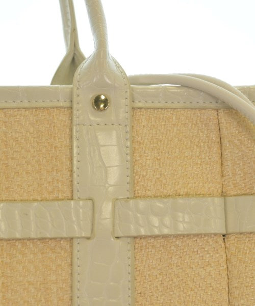 UN BILLION กระเป๋าถือ