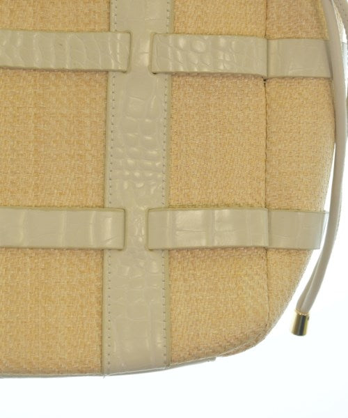 UN BILLION กระเป๋าถือ