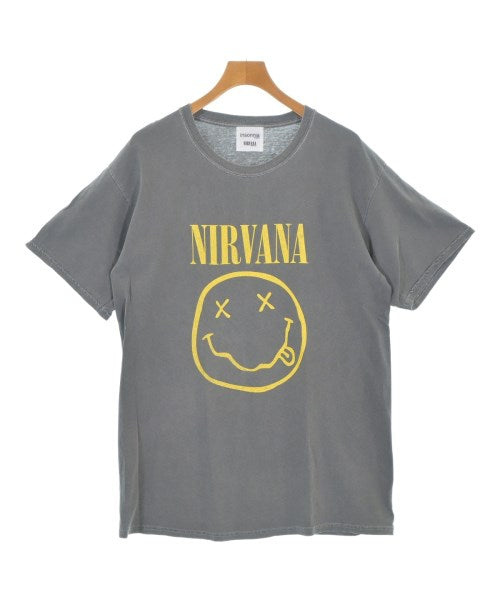Insonnia เสื้อยืด/เสื้อท็อปส์