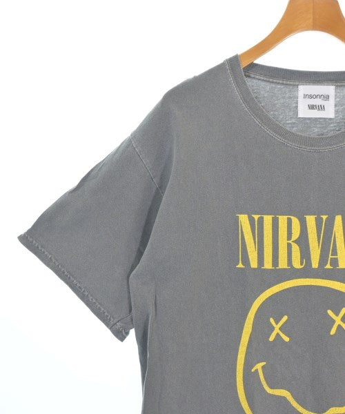 Insonnia เสื้อยืด/เสื้อท็อปส์