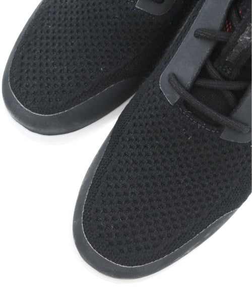 UGG รองเท้าผ้าใบ