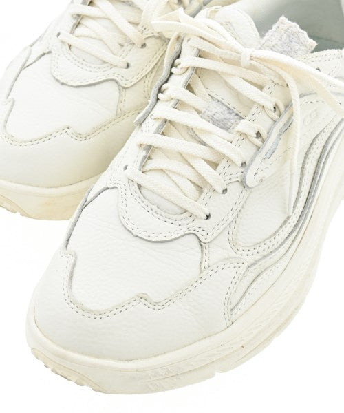 UGG รองเท้าผ้าใบ