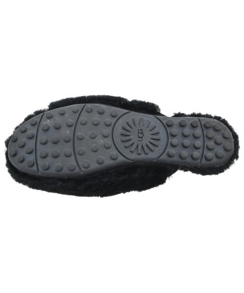 UGG รองเท้าแตะ