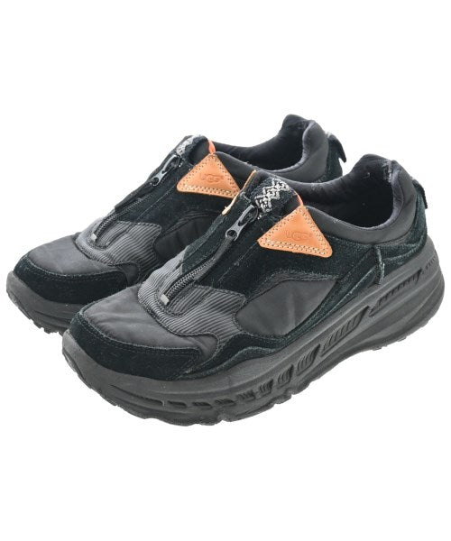 UGG รองเท้าผ้าใบ