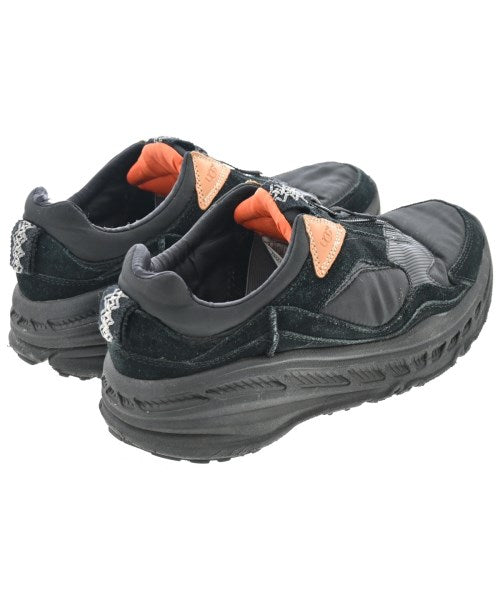 UGG รองเท้าผ้าใบ