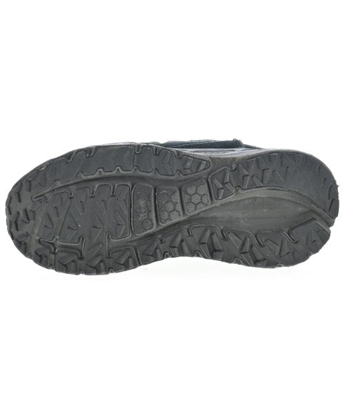 UGG รองเท้าผ้าใบ