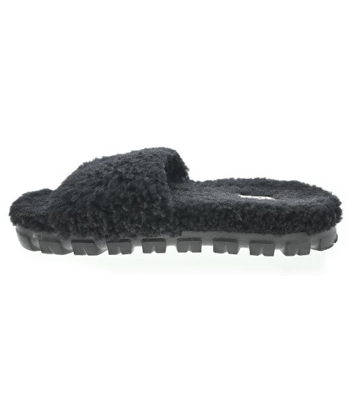 UGG รองเท้าแตะ
