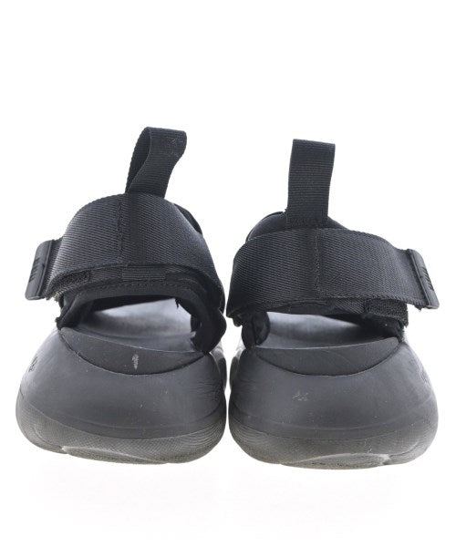 UGG รองเท้าแตะ