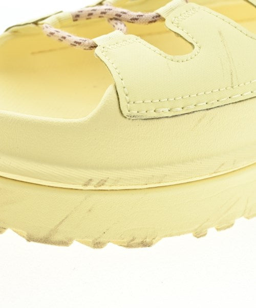 UGG รองเท้าแตะ