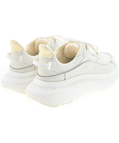 UGG รองเท้าผ้าใบ
