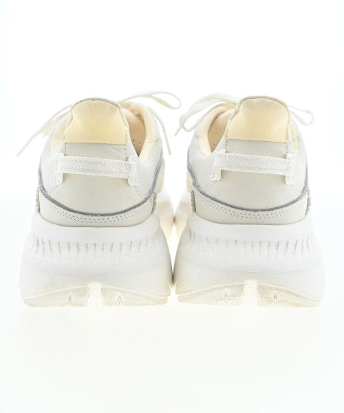 UGG รองเท้าผ้าใบ