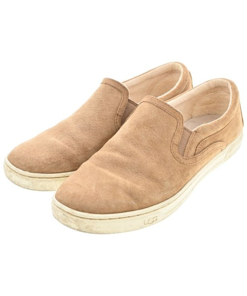 UGG รองเท้าผ้าใบ