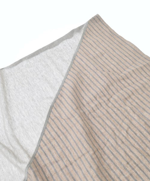 Donni Charm ผ้าคลุมไหล่