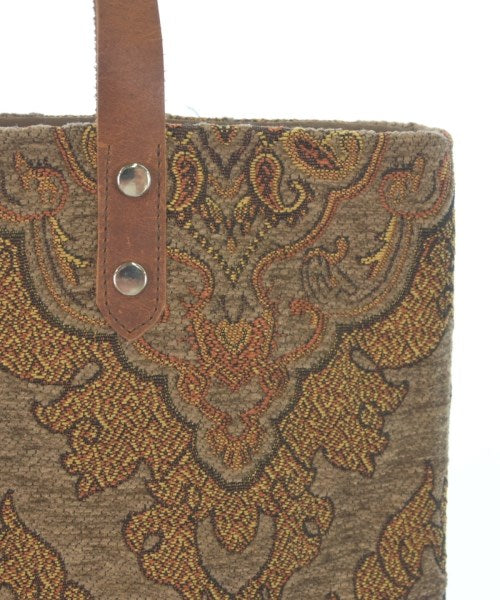 The Bagmati กระเป๋าถือขนาดใหญ่