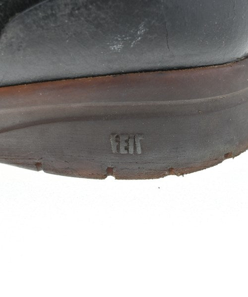 FEIT รองเท้าผ้าใบ