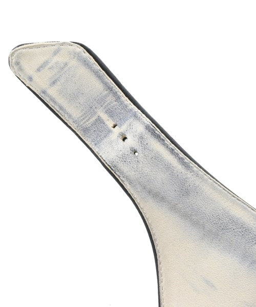 TOSHINOSUKE TAKEGAHARA รองเท้าแตะ