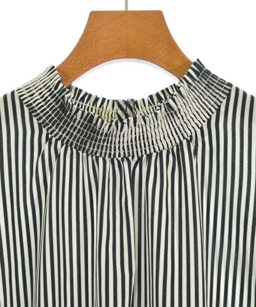 NOLLEY'S Light เสื้อสตรี