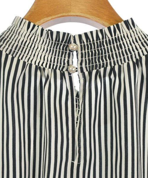 NOLLEY'S Light เสื้อสตรี