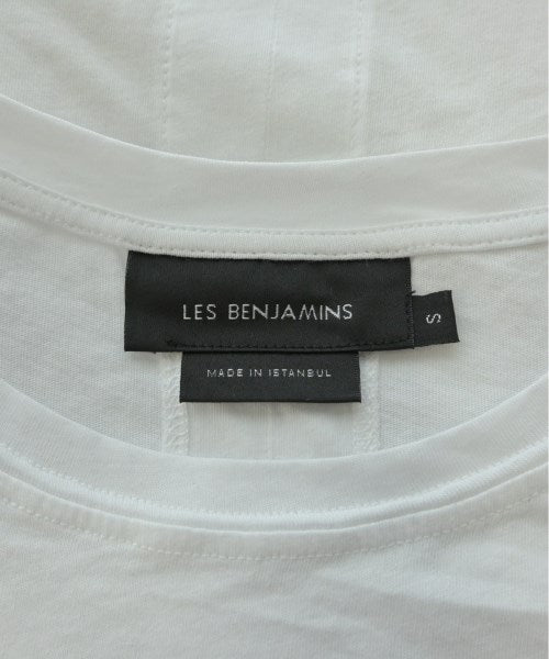 LES BENJAMINS เสื้อยืด/เสื้อท็อปส์