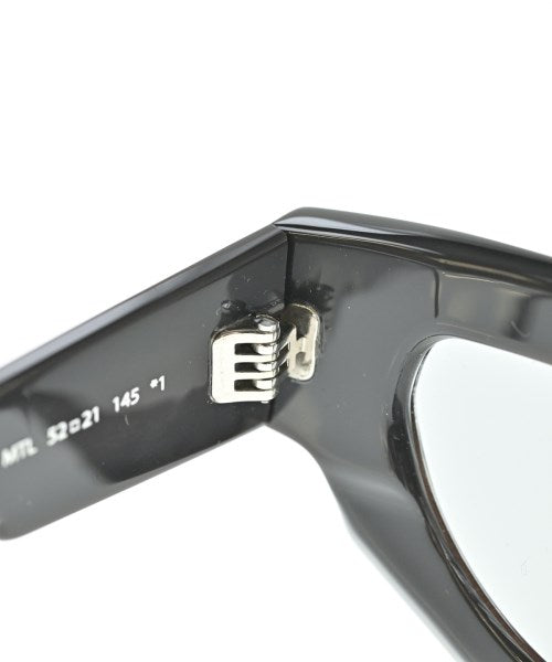 KUBORAUM แว่นกันแดด