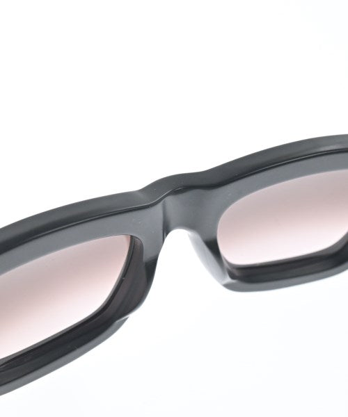 KUBORAUM แว่นกันแดด