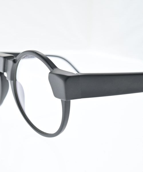 KUBORAUM แว่นตา