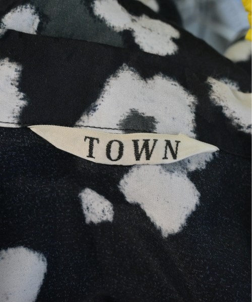 TOWN เสื้อลำลอง