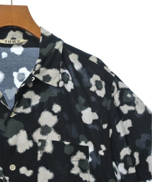 TOWN เสื้อลำลอง