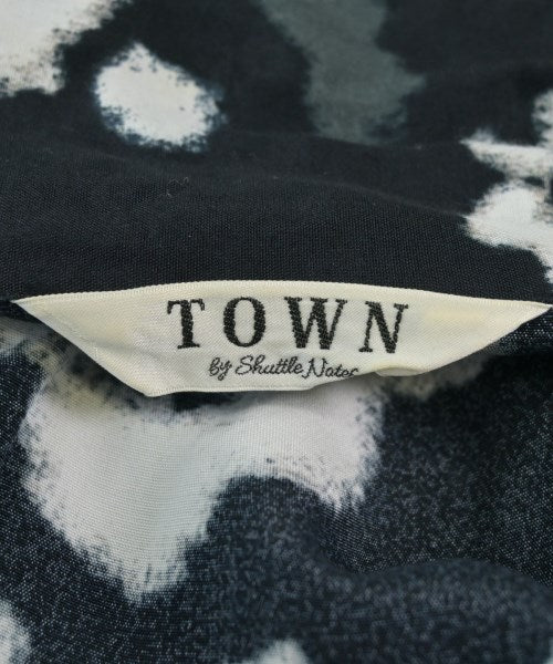TOWN เสื้อลำลอง