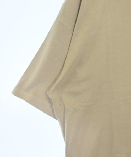 TOWN เสื้อยืด/เสื้อท็อปส์