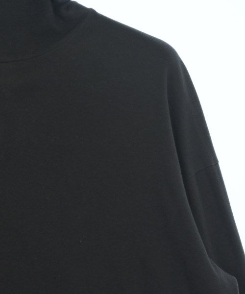 salvy; เสื้อยืด/เสื้อท็อปส์