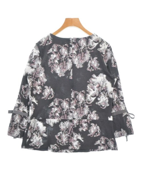 PINORE เสื้อยืด/เสื้อท็อปส์
